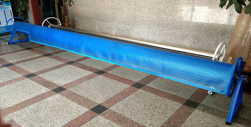 多种颜色的浮条盖板